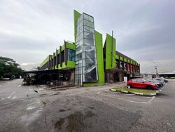 Westway (D5), Retail #611017511